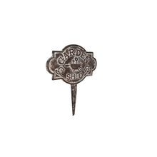 Load image into Gallery viewer, Garden Shed&#39; Cast Iron Stake 24x0.5x29cm
