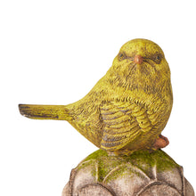 Load image into Gallery viewer, Elegant green Robin perch - 8x8x16.5 cm
