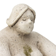 Load image into Gallery viewer, Sitting Lady Garden Statue 27x30x34cm
