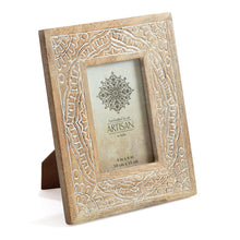 Load image into Gallery viewer, Hand-carved 4x6&#39;&#39; Mango Wood Mandala Photoframe 20x2x25cm
