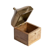Load image into Gallery viewer, Handcrafted Contemporary Moroccan Square Box 11.5x11.5x17cm
